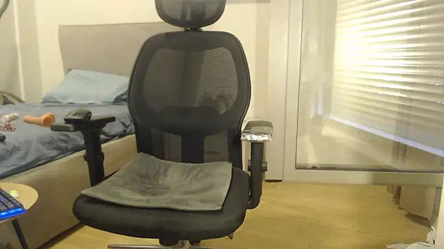 damarossa87 online show from 04-08-26, 09:20