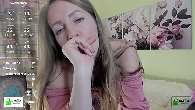 Snapshot of Queenymel chatting on 02-16-25, 08:11 Queenymel online show from 02-16-25, 08:11