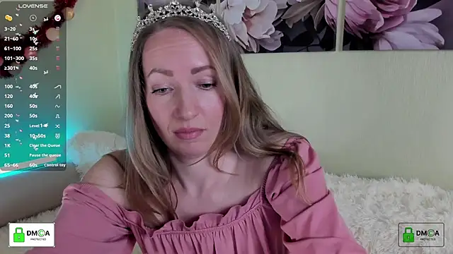 Snapshot of Queenymel chatting on 03-09-25, 07:05 Queenymel online show from 03-09-25, 07:05