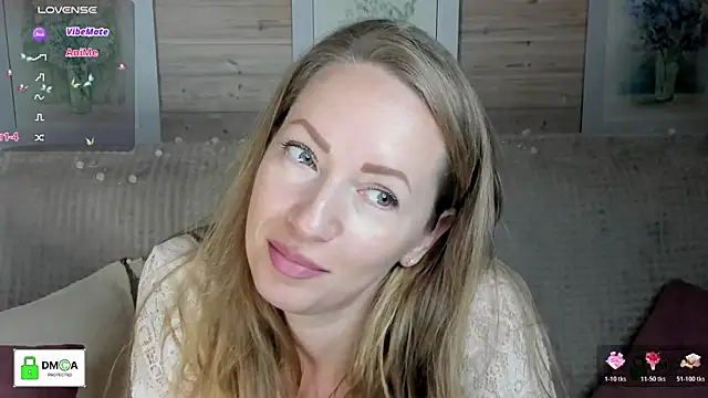 Snapshot of Queenymel chatting on 11-05-25, 01:00 Queenymel online show from 11-05-25, 01:00