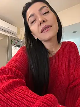 Snapshot of denise_k chatting on 10-18-25, 11:44 denise k online show from 10-18-25, 11:44