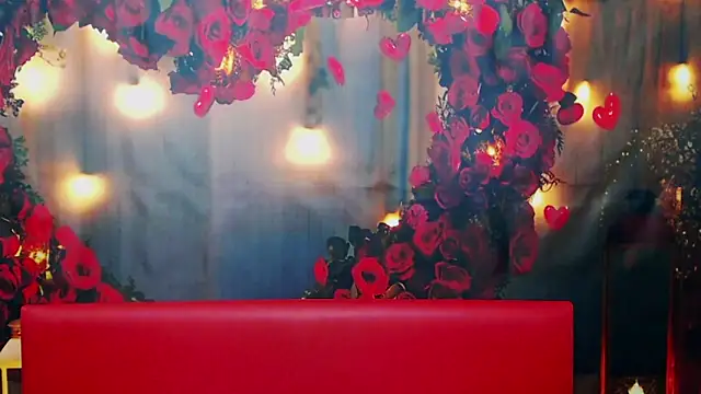 Snapshot of MilaLoona chatting on 03-06-25, 07:36 MilaLoona online show from 03-06-25, 07:36