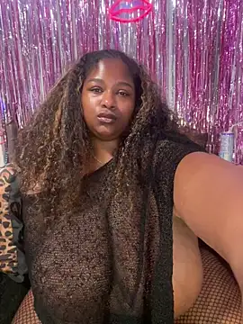 Snapshot of BigFineSelena chatting on 06-23-26, 05:16 BigFineSelena online show from 06-23-26, 05:16