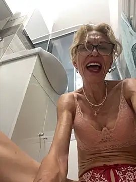 adella13 online show from 01-14-25, 08:41