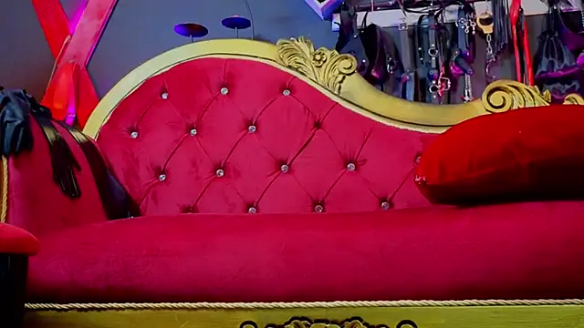 PerlaDivaio online show from 11-04-25, 02:16