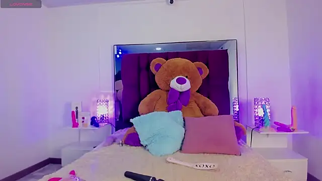 dayra angels online show from 12-21-24, 01:04