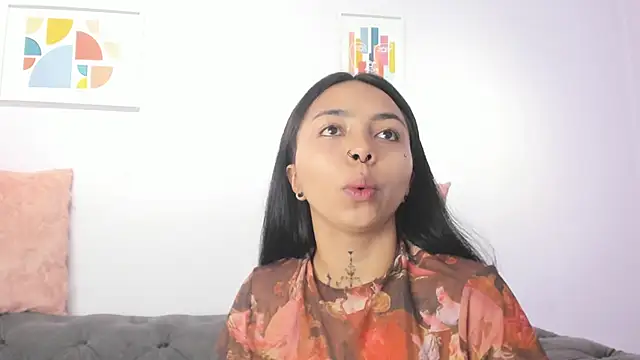 Snapshot of miss_soffi_ chatting on 12-23-24, 12:08 miss soffi online show from 12-23-24, 12:08