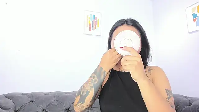 miss soffi  online show from 01-07-26, 12:18