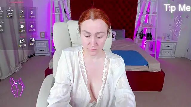 Snapshot of Kamilla_Hot chatting on 07-05-26, 05:20 Kamilla Hot online show from 07-05-26, 05:20