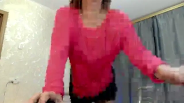 Snapshot of elenaza chatting on 11-06-25, 06:53 elenaza online show from 11-06-25, 06:53