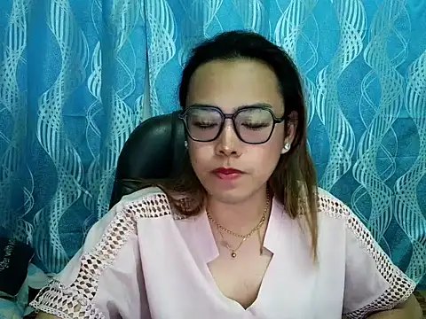 Your PrettyGirlxxx online show from 09-18-25, 06:04