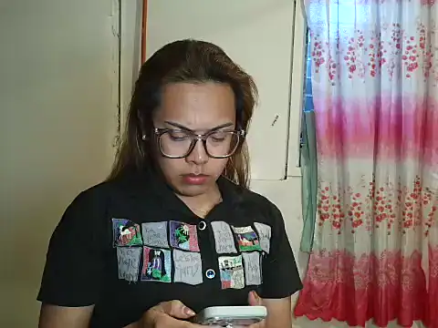 Your PrettyGirlxxx online show from 01-16-26, 11:47