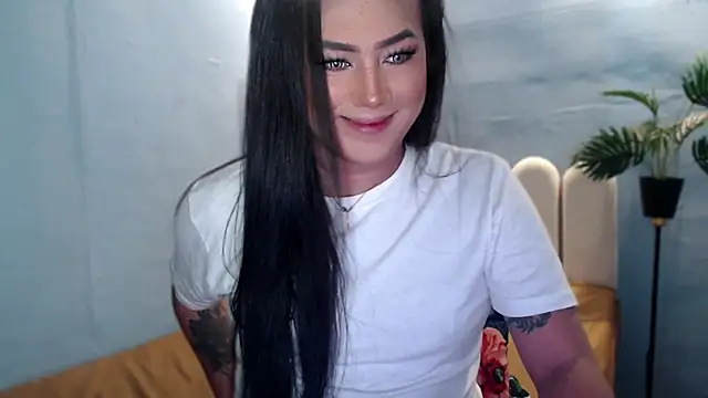 Snapshot of Felina_felicia chatting on 03-12-25, 08:10 Felina felicia online show from 03-12-25, 08:10