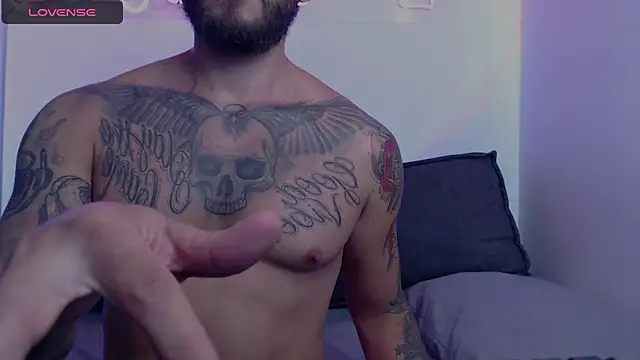 Snapshot of marco_allison01 chatting on 12-10-24, 03:44 marco allison01 online show from 12-10-24, 03:44