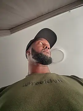 blackdrey18 online show from 12-22-25, 05:32