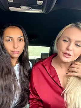 Snapshot of Keep_us_wild chatting on 12-04-24, 03:15 Keep us wild online show from 12-04-24, 03:15