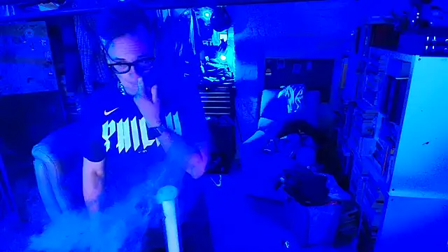 Snapshot of cumhungrybottom4u chatting on 03-08-26, 06:28 cumhungrybottom4u online show from 03-08-26, 06:28