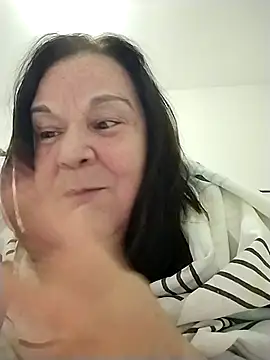 Yaya Mineira online show from 09-24-25, 09:18