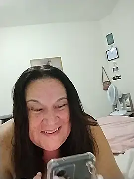 Yaya Mineira online show from 02-22-26, 02:02