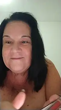 Snapshot of Yaya_Mineira chatting on 08-01-26, 01:49 Yaya Mineira online show from 08-01-26, 01:49
