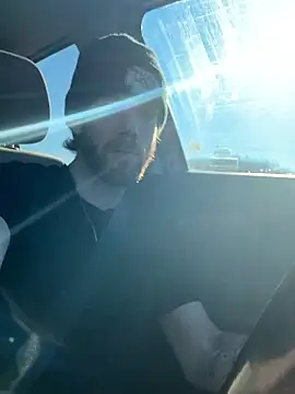 Snapshot of KcCumz19 chatting on 01-10-26, 08:21 KcCumz19 online show from 01-10-26, 08:21