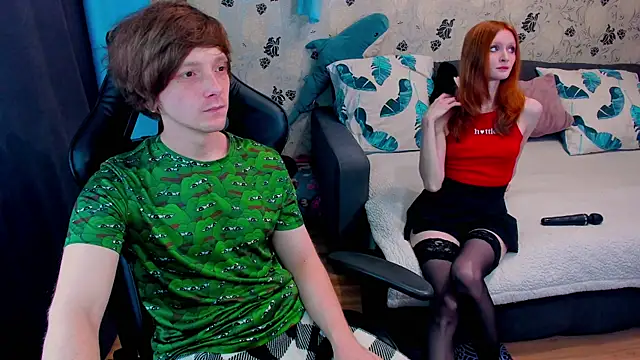 Snapshot of lakmsrrrmrrr chatting on 11-25-25, 09:53 lakmsrrrmrrr online show from 11-25-25, 09:53