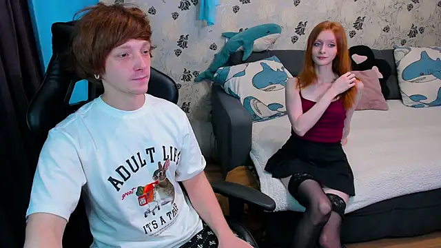 Snapshot of lakmsrrrmrrr chatting on 12-14-25, 10:42 lakmsrrrmrrr online show from 12-14-25, 10:42