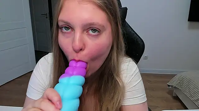 stacy miracle online show from 04-08-26, 05:02