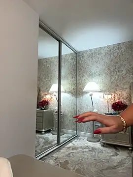 Snapshot of Aneri chatting on 11-26-25, 08:15 Aneri online show from 11-26-25, 08:15