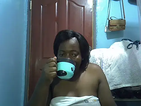 Ebonyceline online show from 06-19-26, 06:34