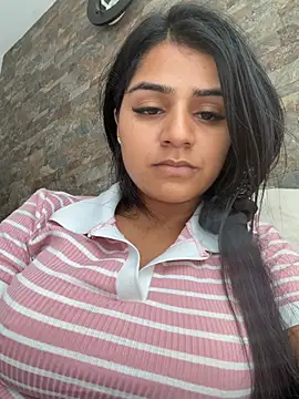 AnnRosse18 online show from 05-14-26, 06:26