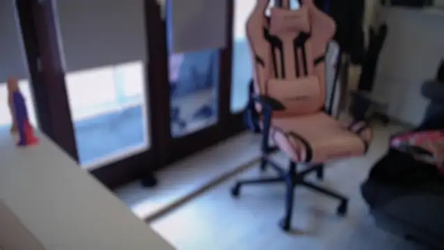 Snapshot of Exotic-Desire chatting on 01-09-26, 09:01 Exotic-Desire online show from 01-09-26, 09:01