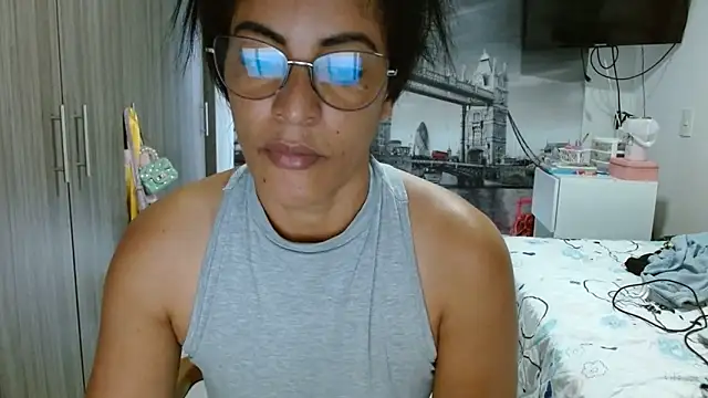 kateleyagrey online show from 02-09-25, 11:47