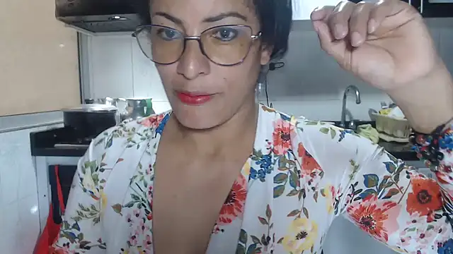 kateleyagrey online show from 10-09-25, 07:23