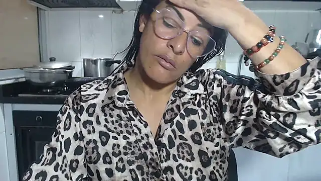 kateleyagrey online show from 05-25-26, 07:09