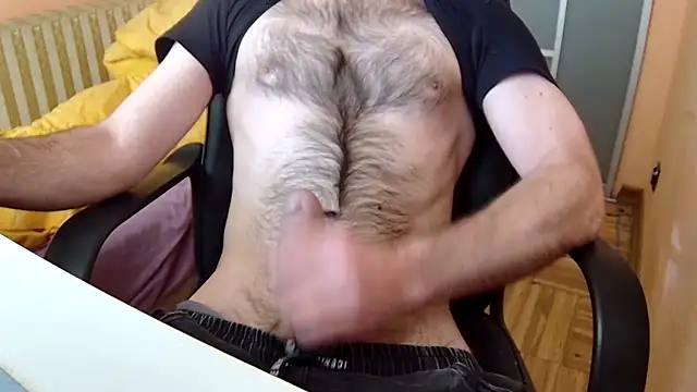 Snapshot of KmlBI26 chatting on 02-26-26, 12:37 KmlBI26 online show from 02-26-26, 12:37