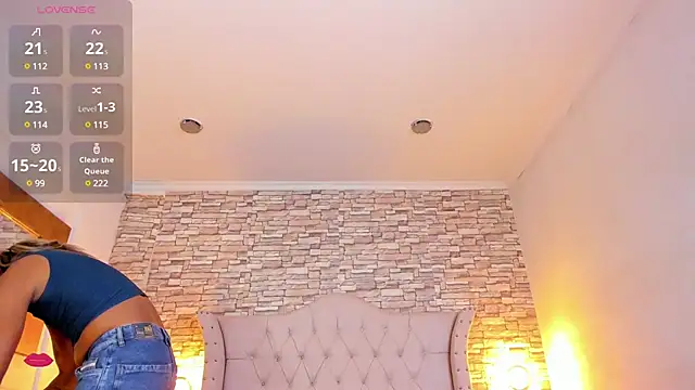 Snapshot of Lucia-sex chatting on 03-14-25, 08:38 Lucia-sex online show from 03-14-25, 08:38