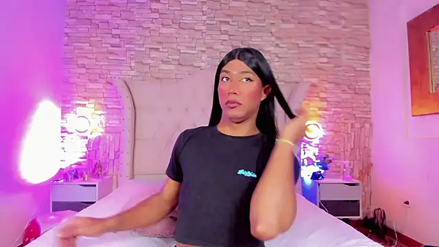 Snapshot of Lucia-sex chatting on 03-04-26, 08:04 Lucia-sex online show from 03-04-26, 08:04