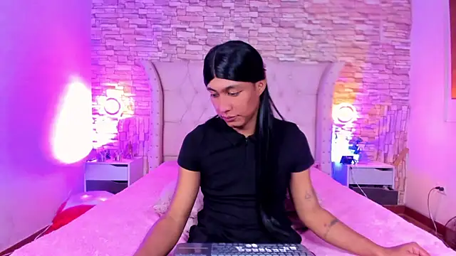 Snapshot of Lucia-sex chatting on 03-08-26, 02:04 Lucia-sex online show from 03-08-26, 02:04