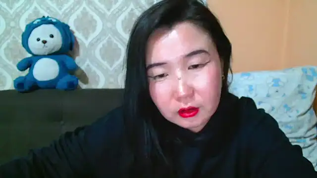 Snapshot of Bet_Lu chatting on 01-29-25, 07:32 Bet Lu online show from 01-29-25, 07:32