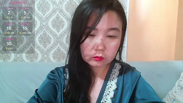 Snapshot of Bet_Lu chatting on 03-05-25, 04:24 Bet Lu online show from 03-05-25, 04:24