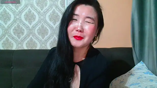 Snapshot of Bet_Lu chatting on 03-11-25, 12:11 Bet Lu online show from 03-11-25, 12:11