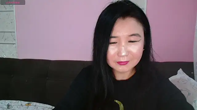 Snapshot of Bet_Lu chatting on 10-23-25, 01:38 Bet Lu online show from 10-23-25, 01:38