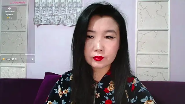 Snapshot of Bet_Lu chatting on 02-07-26, 03:32 Bet Lu online show from 02-07-26, 03:32