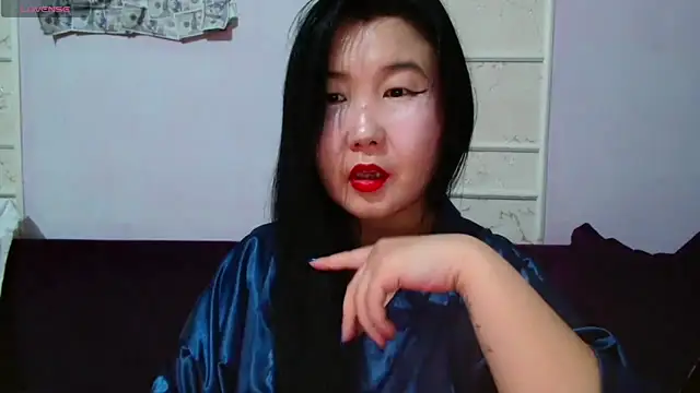 Snapshot of Bet_Lu chatting on 04-01-26, 08:04 Bet Lu online show from 04-01-26, 08:04
