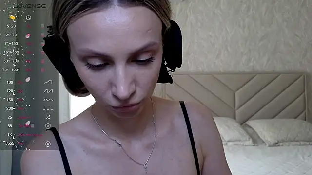 Alice Wonders online show from 06-17-26, 07:00