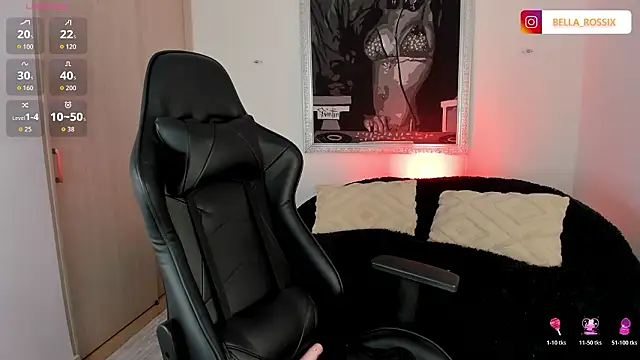 Snapshot of BellaRossii chatting on 02-15-26, 01:46 BellaRossii online show from 02-15-26, 01:46