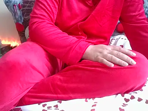 Snapshot of RealLittleRedRidingHood chatting on 11-28-25, 09:56 RealLittleRedRidingHood online show from 11-28-25, 09:56