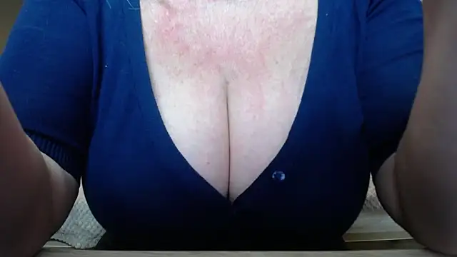 BlondyLeeBest online show from 04-28-26, 03:00