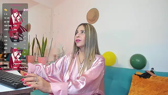 Victoria Jonness online show from 03-18-25, 07:10